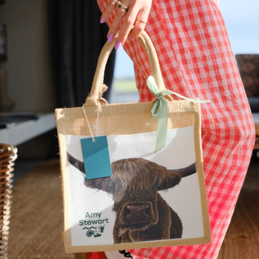 Fifi the highland Cow Jute Bag with Pocket